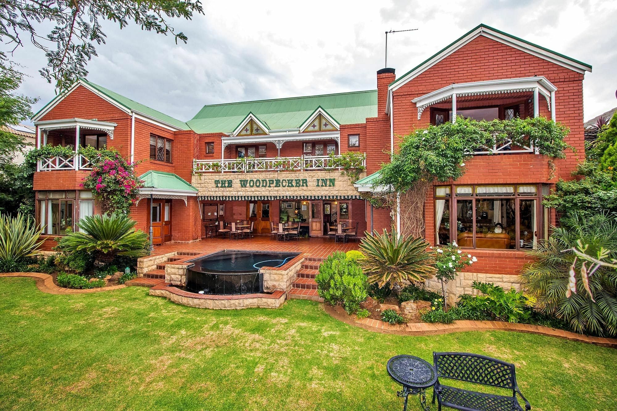 The Woodpecker Inn Претория Экстерьер фото